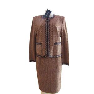 New w Tags, St John Knit Jacket and Skirt Suit in Brown Tweed Sizes 6 and 10
